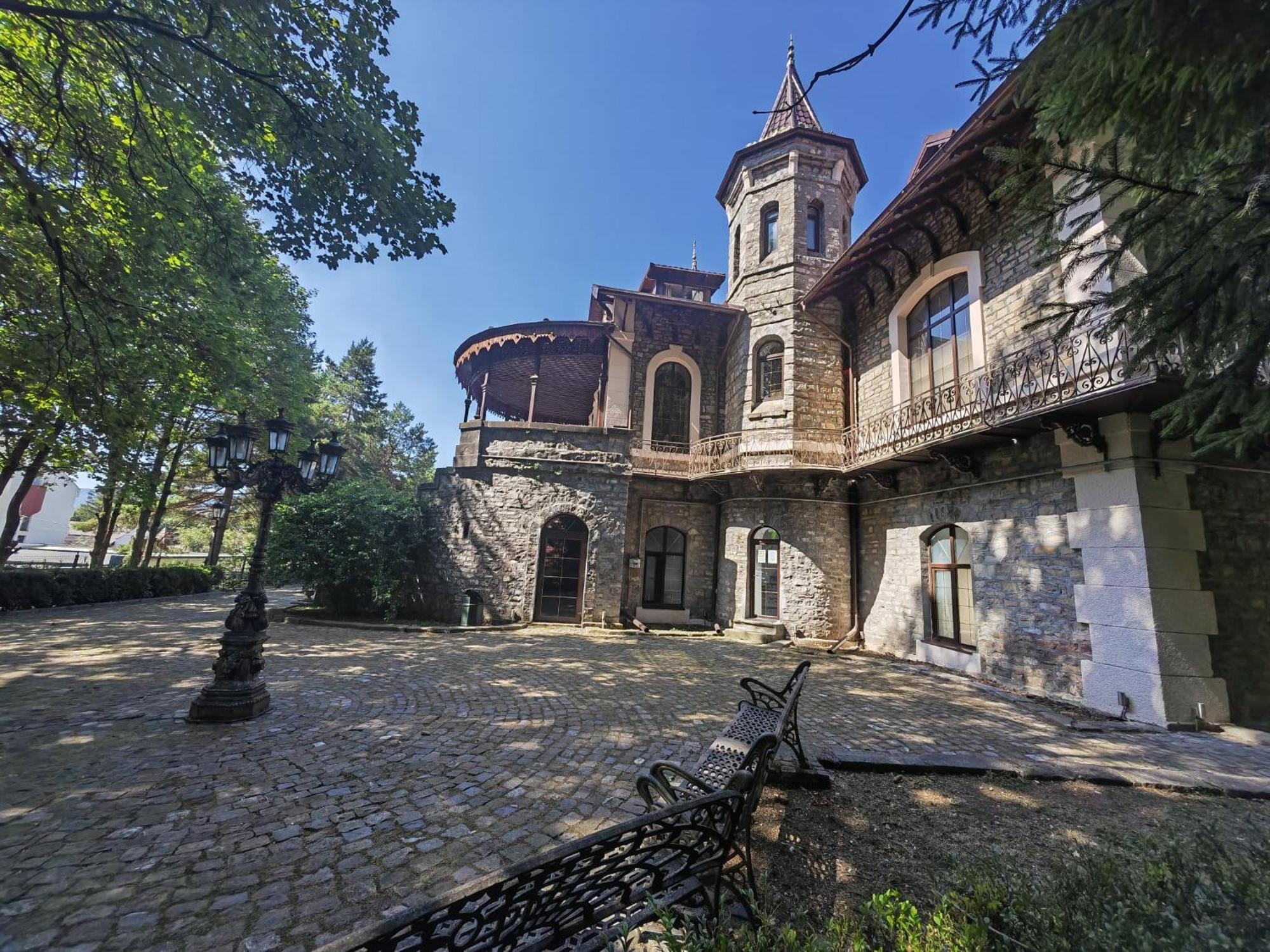 Готель Castelul Stirbey Сіная Екстер'єр фото